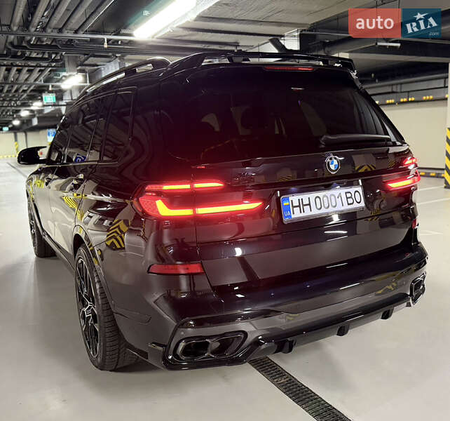 Внедорожник / Кроссовер BMW X7 2023 в Одессе