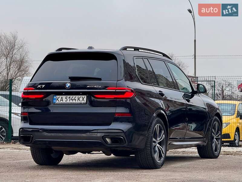 Внедорожник / Кроссовер BMW X7 2023 в Киеве