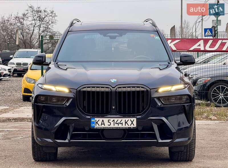 Внедорожник / Кроссовер BMW X7 2023 в Киеве
