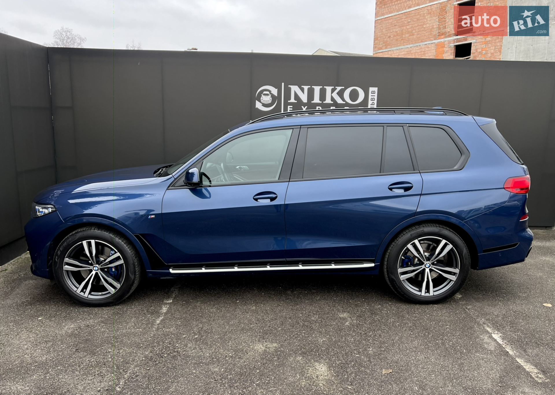 2021 BMW X7 - мініатюра 5