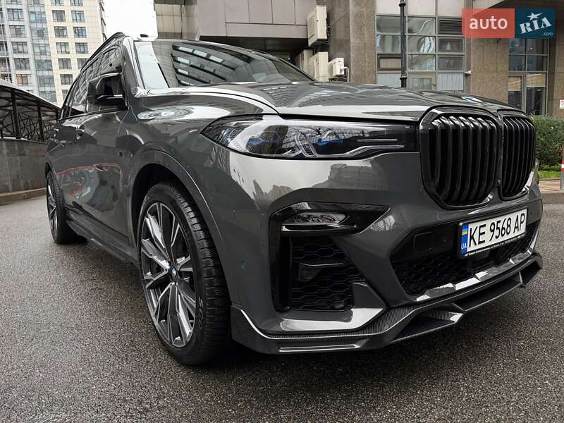 Позашляховик / Кросовер BMW X7 2022 в Києві фото 9 Позашляховик / Кросовер BMW X7 2022 в Києві