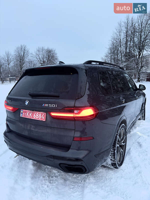 Внедорожник / Кроссовер BMW X7 2021 в Киеве