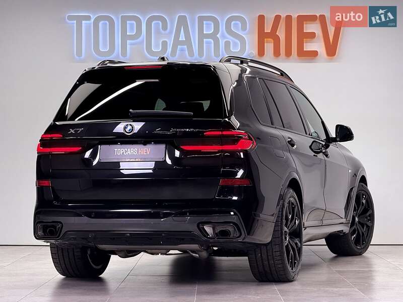Внедорожник / Кроссовер BMW X7 2025 в Киеве