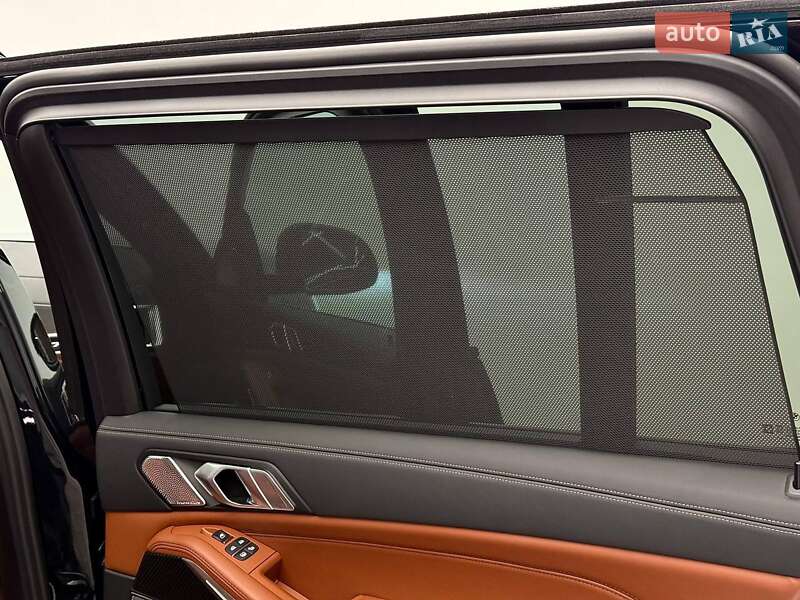 Внедорожник / Кроссовер BMW X7 2025 в Киеве