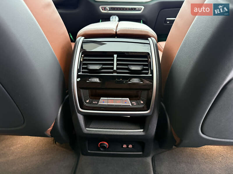 Внедорожник / Кроссовер BMW X7 2020 в Умани