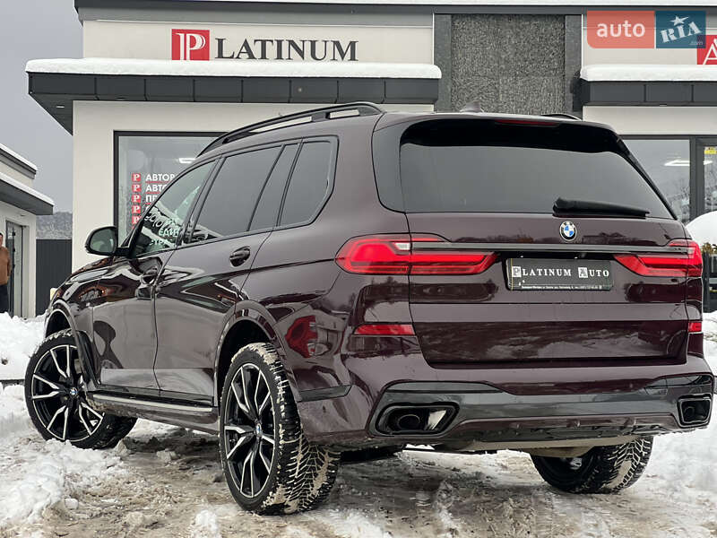 Внедорожник / Кроссовер BMW X7 2022 в Ужгороде