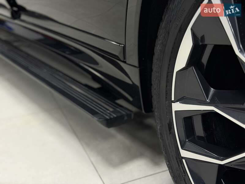 Внедорожник / Кроссовер BMW X7 2024 в Тернополе