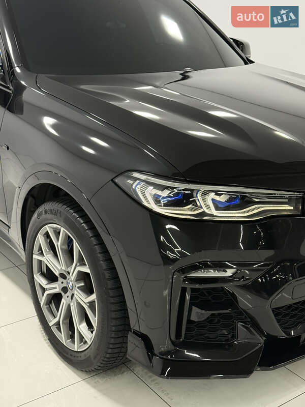 Внедорожник / Кроссовер BMW X7 2022 в Одессе