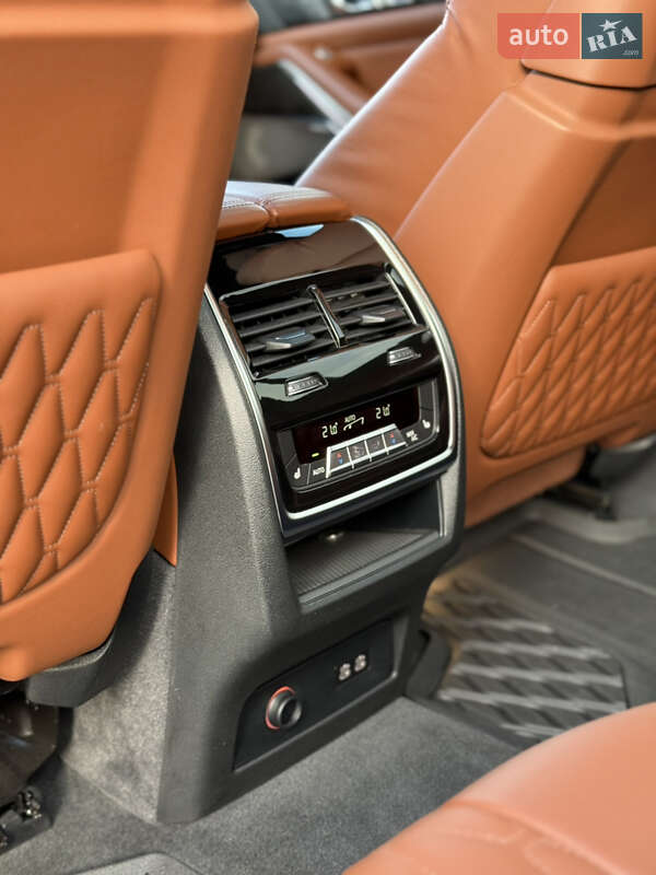 Внедорожник / Кроссовер BMW X7 2023 в Киеве фото 27 Внедорожник / Кроссовер BMW X7 2023 в Киеве