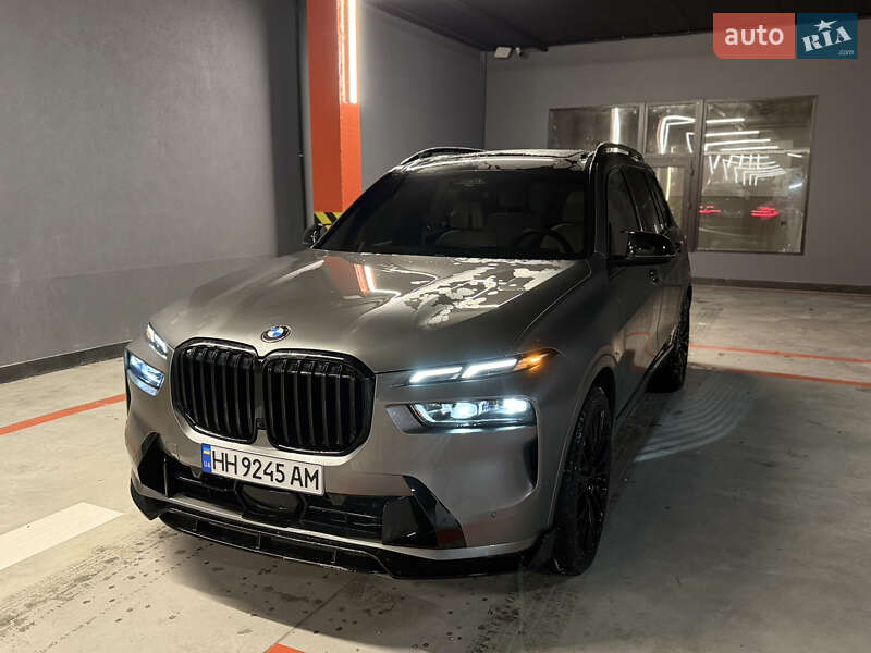 Внедорожник / Кроссовер BMW X7 2023 в Одессе