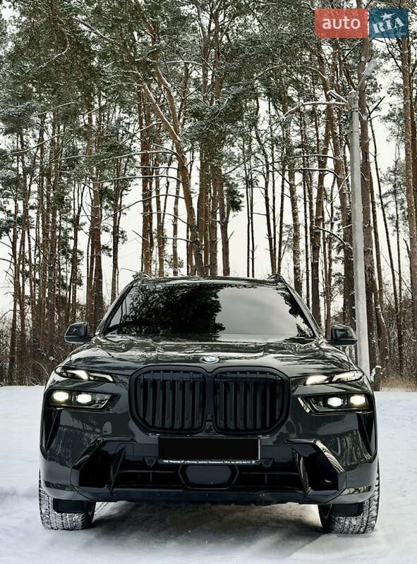 Внедорожник / Кроссовер BMW X7 2024 в Житомире