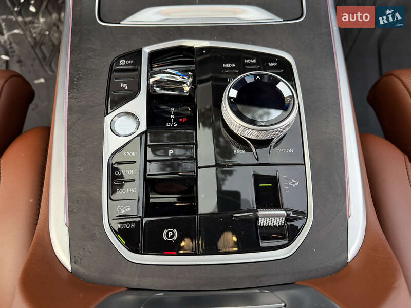 Внедорожник / Кроссовер BMW X7 2024 в Житомире