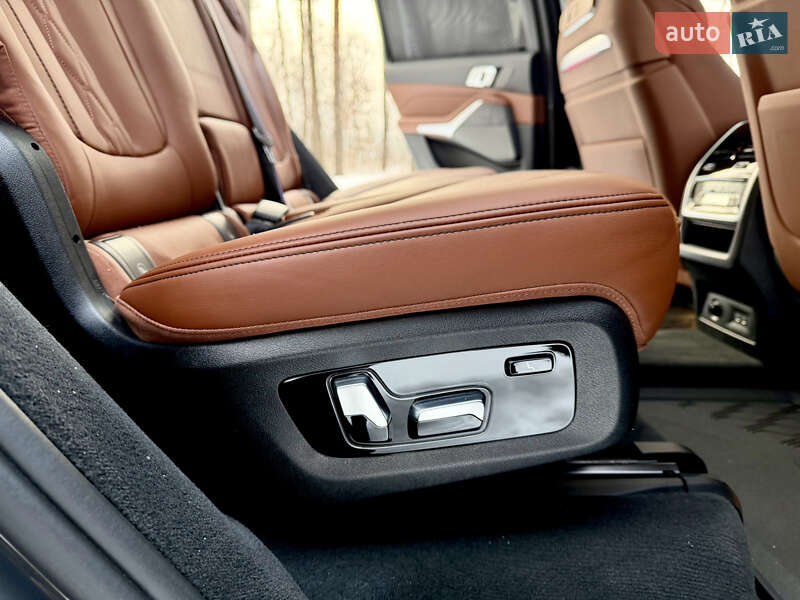 Внедорожник / Кроссовер BMW X7 2024 в Житомире