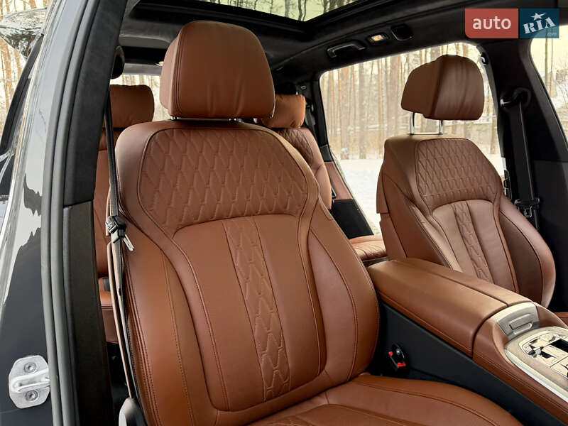 Внедорожник / Кроссовер BMW X7 2024 в Житомире