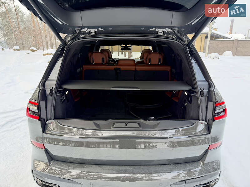 Внедорожник / Кроссовер BMW X7 2024 в Житомире