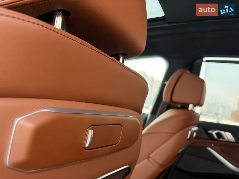 Внедорожник / Кроссовер BMW X7 2023 в Киеве фото 22 Внедорожник / Кроссовер BMW X7 2023 в Киеве