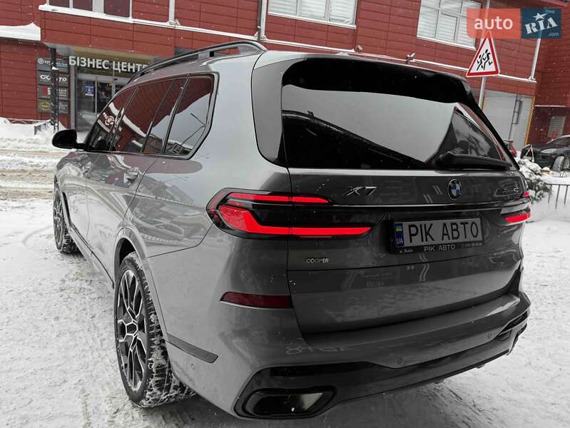Внедорожник / Кроссовер BMW X7 2024 в Львове