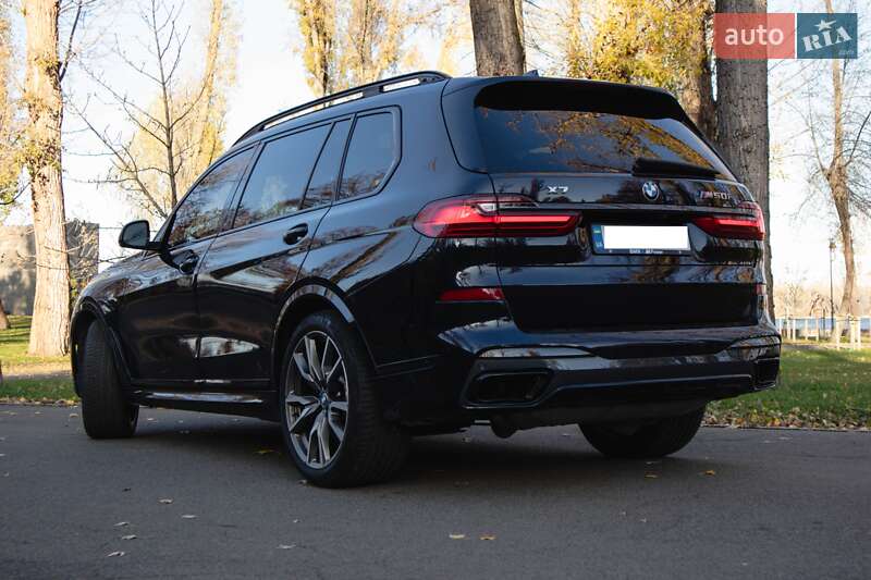 Внедорожник / Кроссовер BMW X7 2021 в Киеве