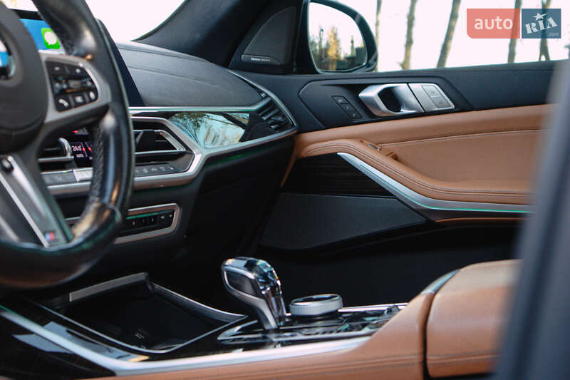 Внедорожник / Кроссовер BMW X7 2021 в Киеве