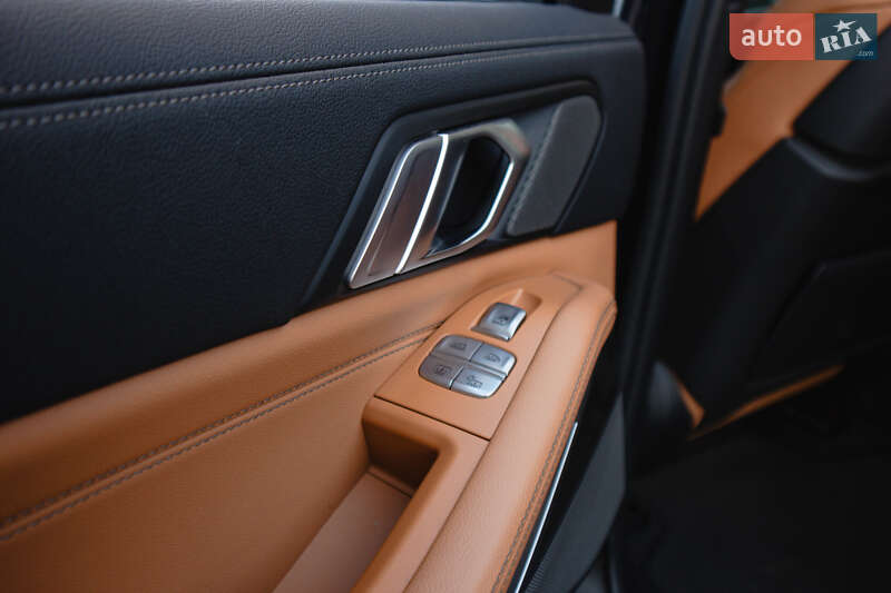 Внедорожник / Кроссовер BMW X7 2021 в Киеве