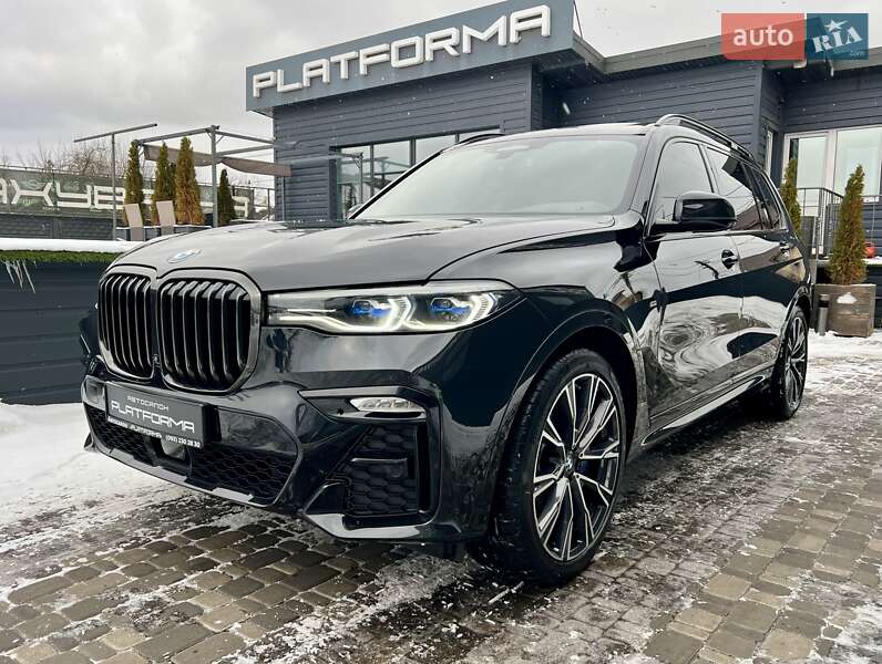 Внедорожник / Кроссовер BMW X7 2022 в Киеве