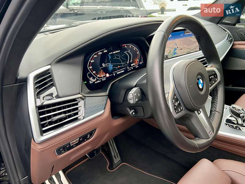 Внедорожник / Кроссовер BMW X7 2022 в Киеве