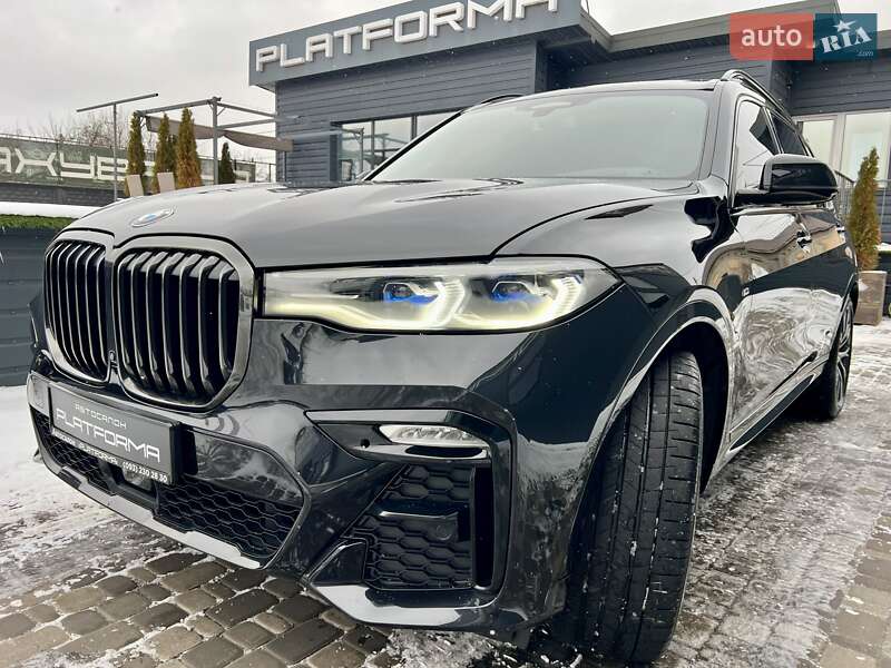 Внедорожник / Кроссовер BMW X7 2022 в Киеве