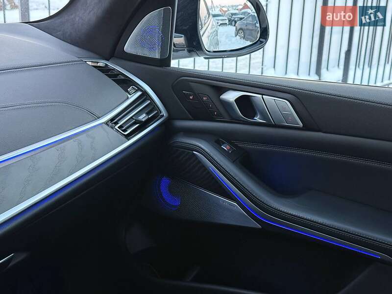 Внедорожник / Кроссовер BMW X7 2022 в Хмельницком