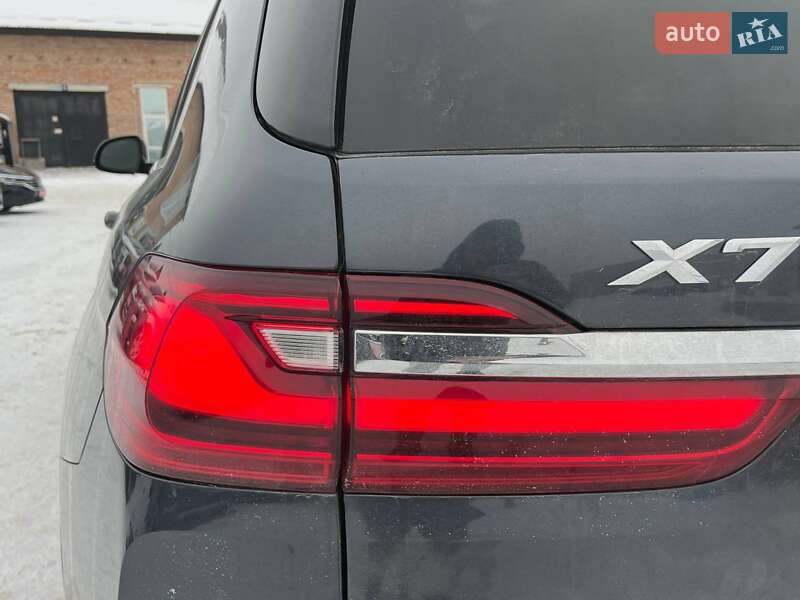 Внедорожник / Кроссовер BMW X7 2020 в Луцке