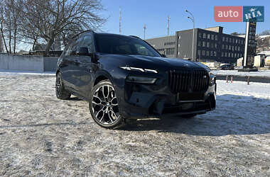 Внедорожник / Кроссовер BMW X7 2025 в Киеве
