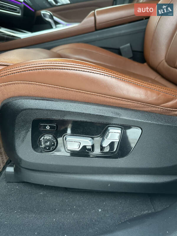 Внедорожник / Кроссовер BMW X7 2019 в Киеве фото 30 Внедорожник / Кроссовер BMW X7 2019 в Киеве
