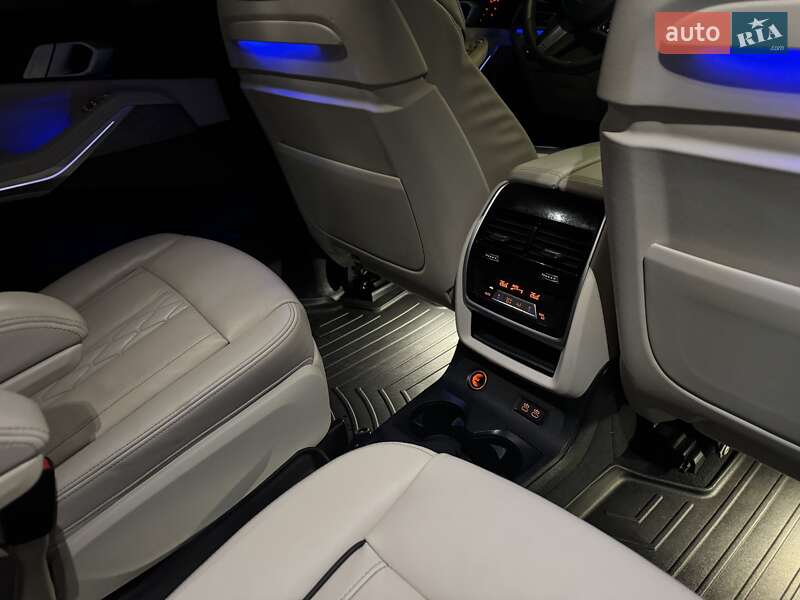 Внедорожник / Кроссовер BMW X7 2019 в Тернополе