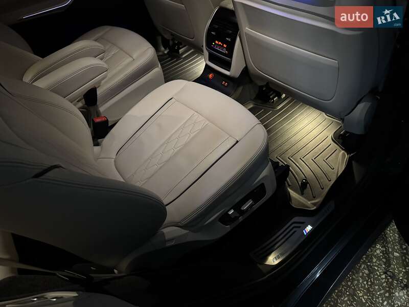 Внедорожник / Кроссовер BMW X7 2019 в Тернополе