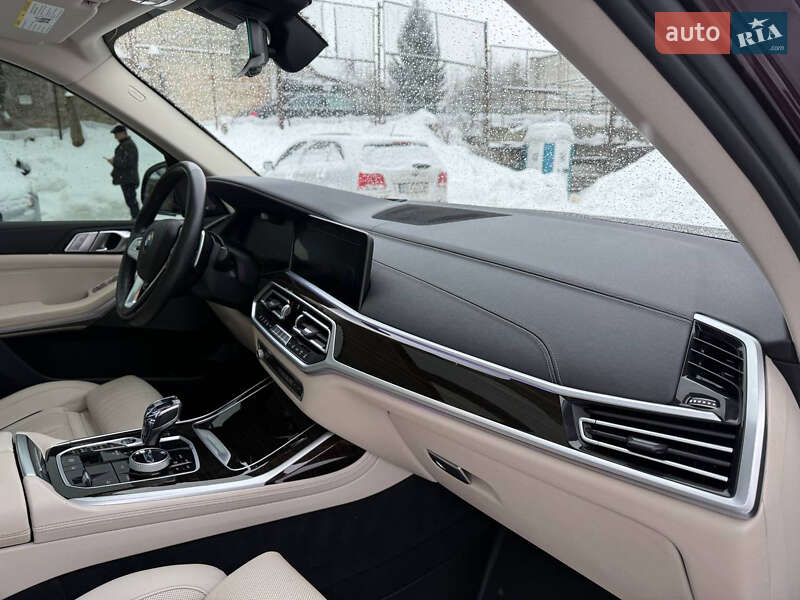 Внедорожник / Кроссовер BMW X7 2021 в Львове фото 39 Внедорожник / Кроссовер BMW X7 2021 в Львове