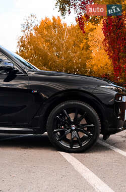 Позашляховик / Кросовер BMW X7 2023 в Дніпрі