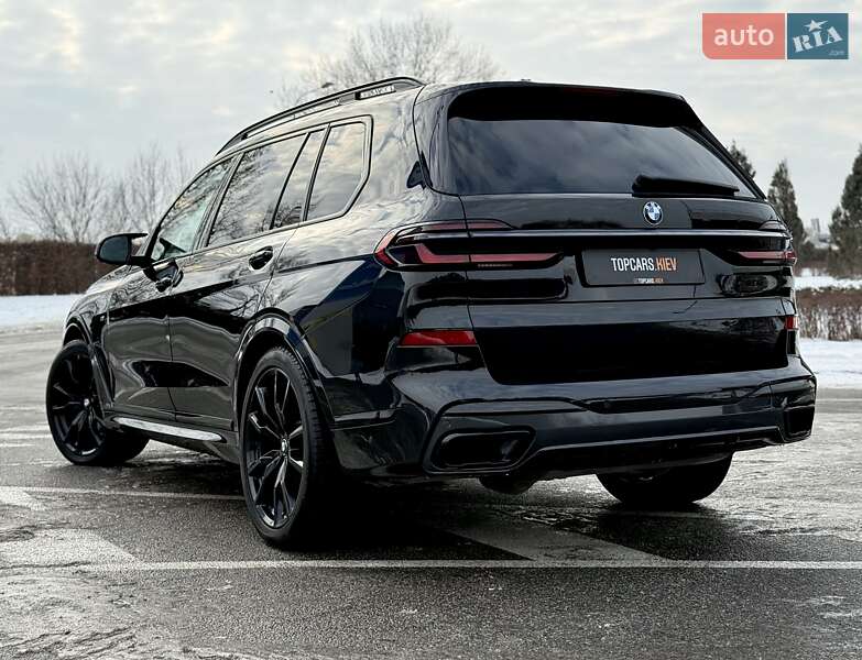 Внедорожник / Кроссовер BMW X7 2023 в Киеве