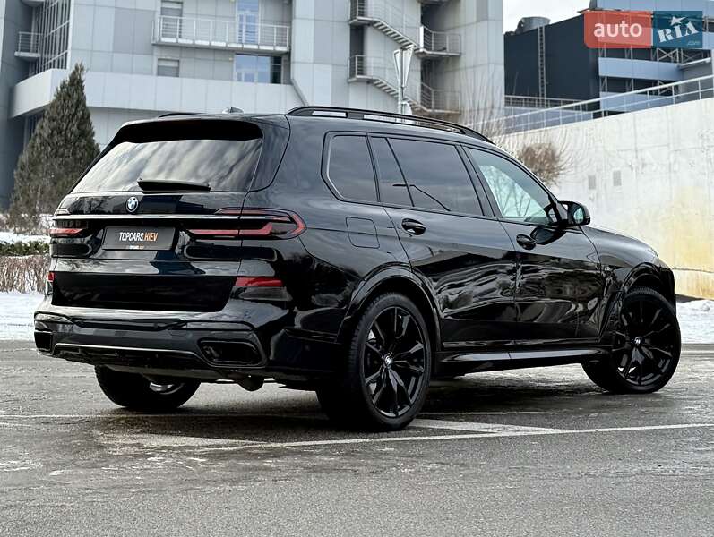 Внедорожник / Кроссовер BMW X7 2023 в Киеве