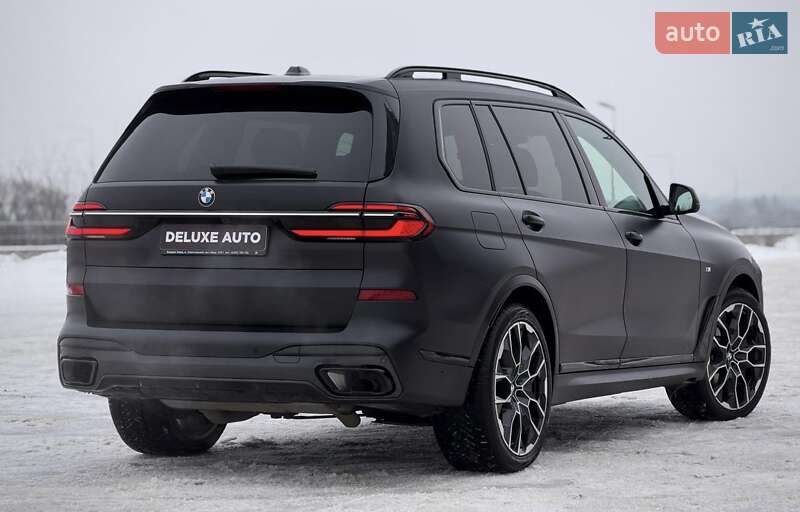 Внедорожник / Кроссовер BMW X7 2023 в Киеве