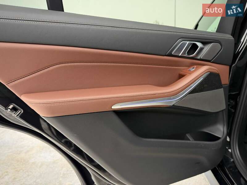 Внедорожник / Кроссовер BMW X7 2023 в Киеве