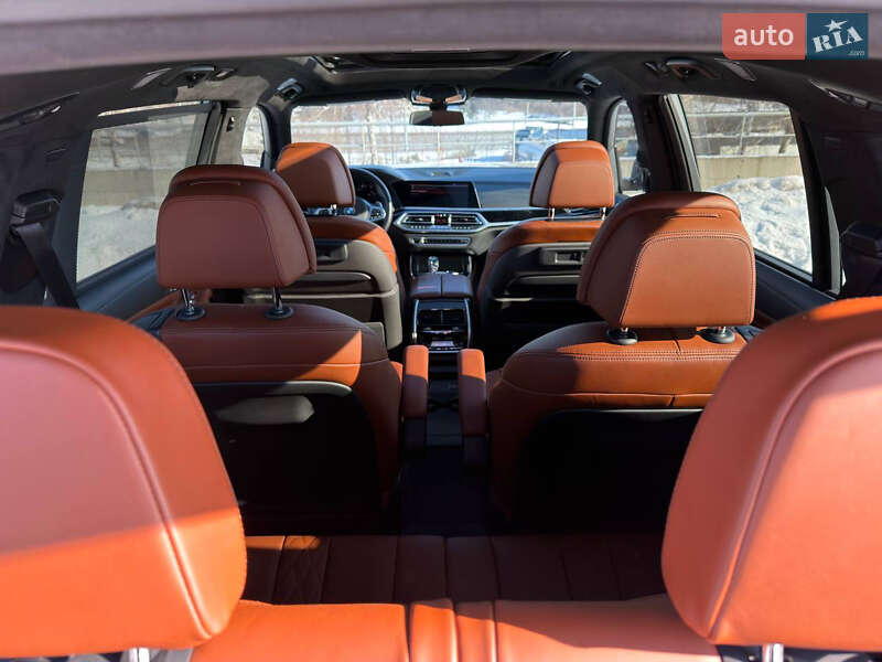 Внедорожник / Кроссовер BMW X7 2020 в Киеве