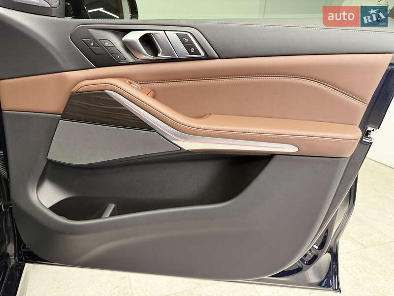 Внедорожник / Кроссовер BMW X7 2023 в Киеве