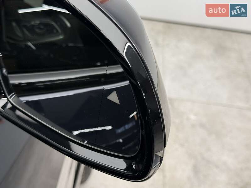 Внедорожник / Кроссовер BMW X7 2023 в Киеве