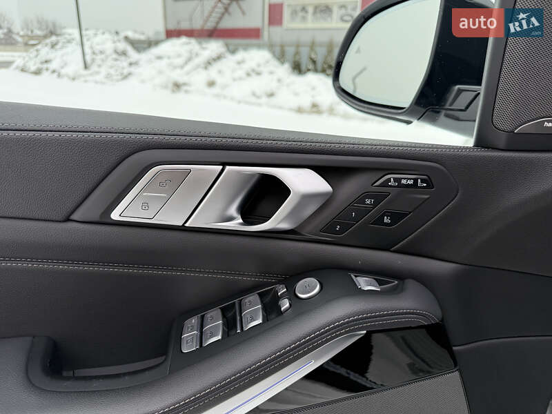 Внедорожник / Кроссовер BMW X7 2019 в Луцке