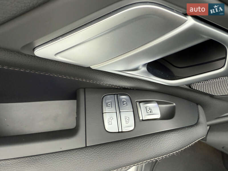 Внедорожник / Кроссовер BMW X7 2019 в Луцке