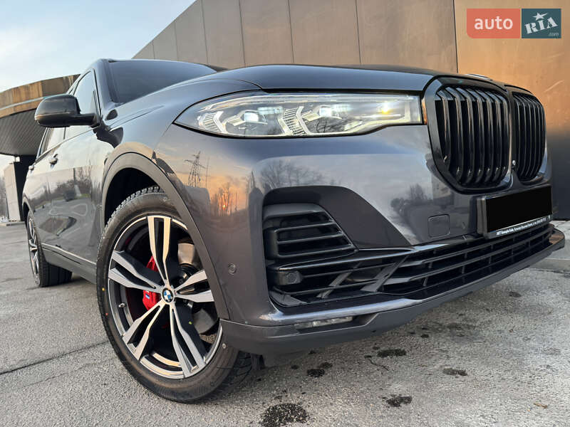 Позашляховик / Кросовер BMW X7 2019 в Дніпрі фото 12 Позашляховик / Кросовер BMW X7 2019 в Дніпрі