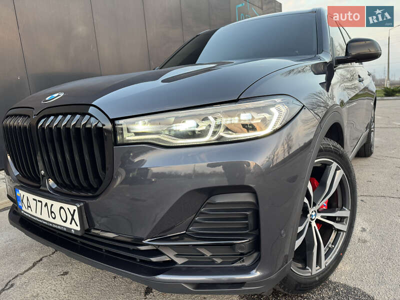 Позашляховик / Кросовер BMW X7 2019 в Дніпрі фото 21 Позашляховик / Кросовер BMW X7 2019 в Дніпрі