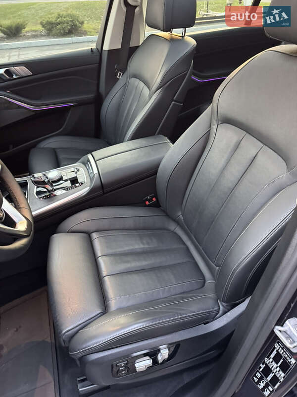 Позашляховик / Кросовер BMW X7 2019 в Дніпрі фото 55 Позашляховик / Кросовер BMW X7 2019 в Дніпрі