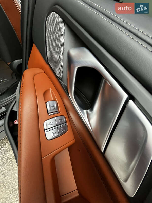 Позашляховик / Кросовер BMW X7 2022 в Дніпрі