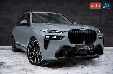 Внедорожник / Кроссовер BMW X7 2023 в Киеве