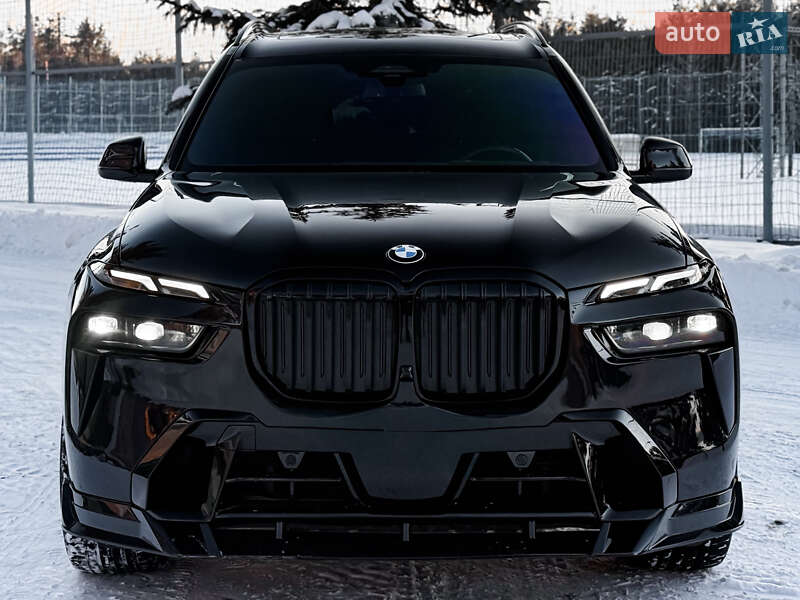 Внедорожник / Кроссовер BMW X7 2022 в Киеве